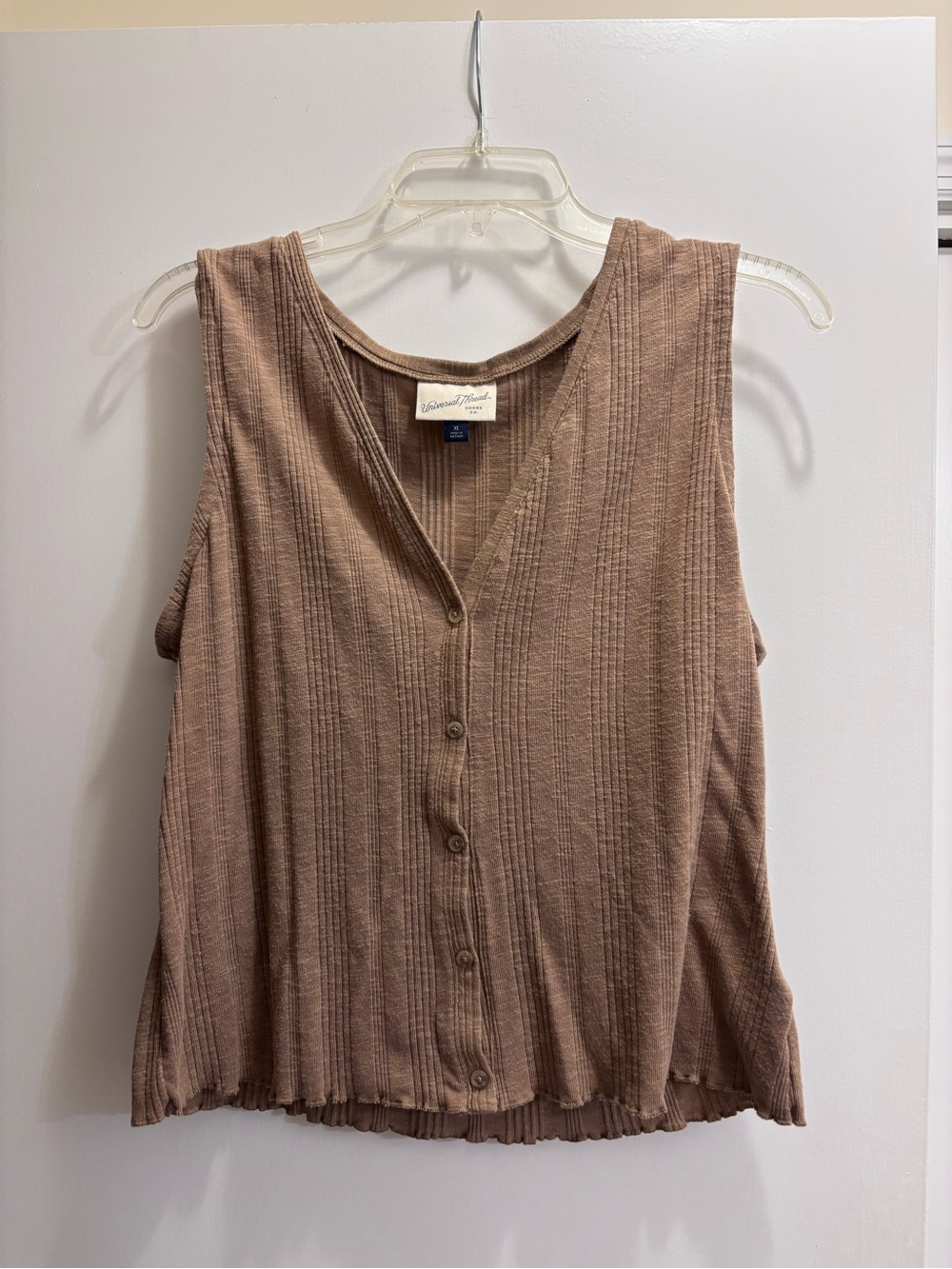 Universal Thread Sleeveless Button-Front Knit Tank